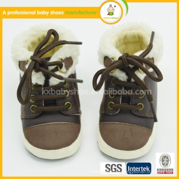 Chaussures de gros à bas prix en Chine Vente chaude de haute qualité à la main chaussures en cuir pour enfants en cuir
